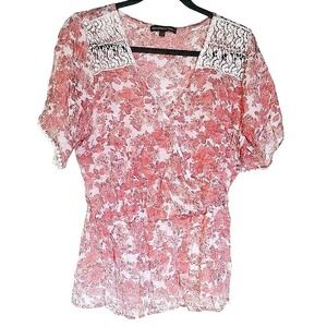 Adrienne Vittadini Flowy blouse Floral Size Large Pink flutter Sleeve